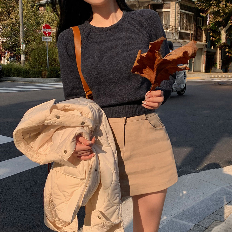 ラグランクロップラウンドニット5色 ネイビー