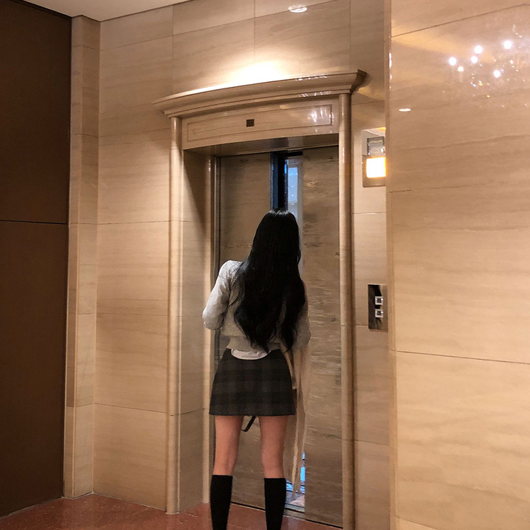 ラグランクロップラウンドニット5色 グレー