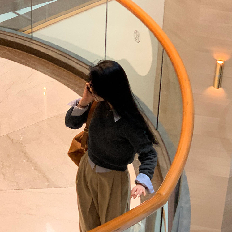 ラグランクロップラウンドニット5色 チャコール