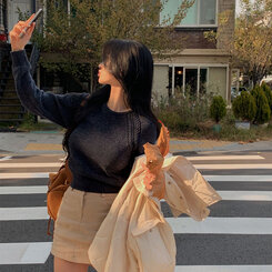 ラグランクロップラウンドニット5色 ネイビー