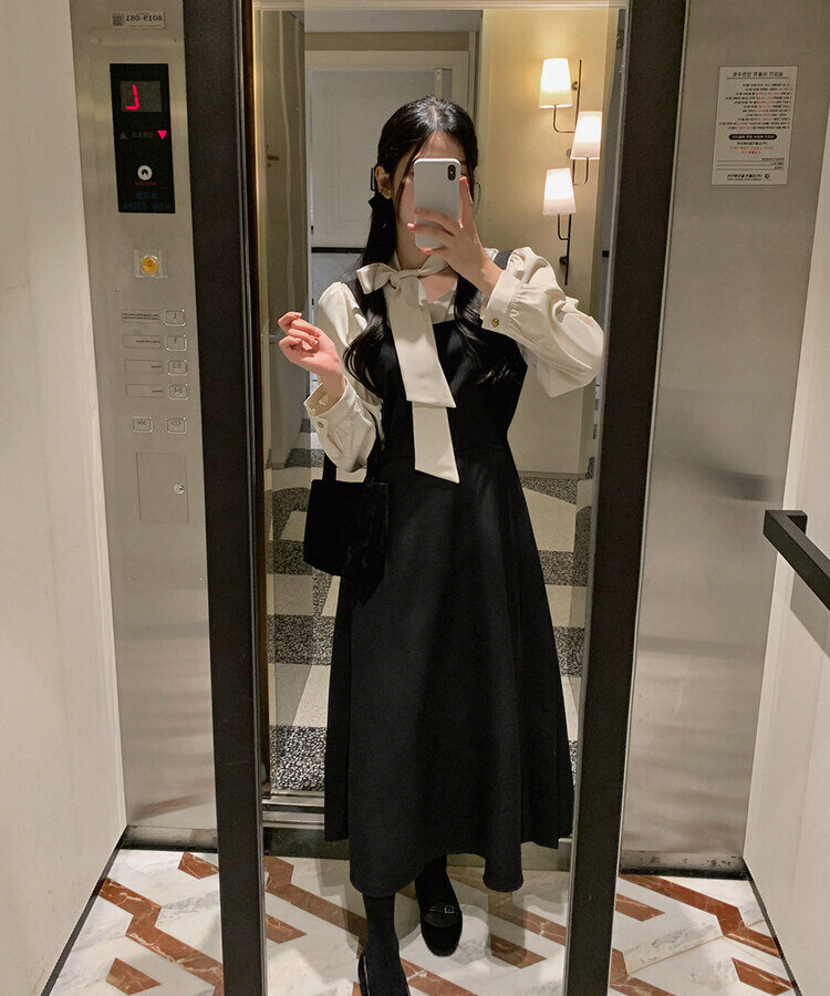 フェミニンタイリボンパフブラウス｜ブラウス｜韓国ファッション通販 SONA