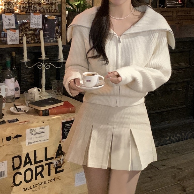 【rurumu:】セーラーカラーハーフジップアップセーター rurumu:】セーラーカラーハーフジップアップセーター