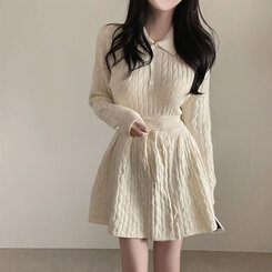 【SET】ケーブルクロップニット バンディングフレアミニスカート IVORY