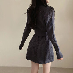 【SET】ケーブルクロップニット バンディングフレアミニスカート CHARCOAL