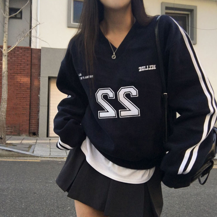 トラックラインスリーブVネックルーズフィットトレーナー NAVY