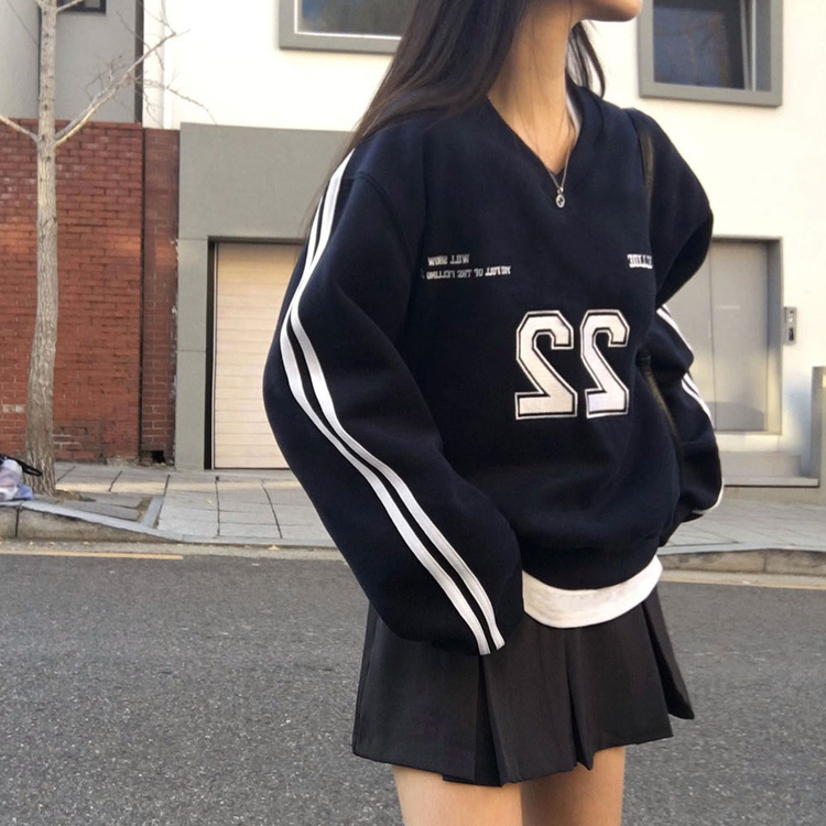 トラックラインスリーブVネックルーズフィットトレーナー NAVY