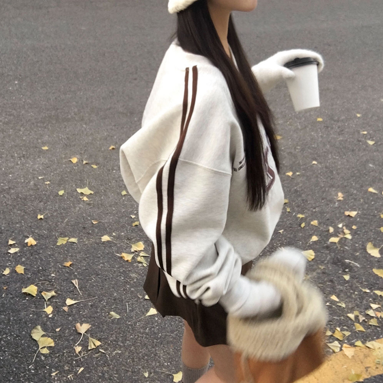 トラックラインスリーブVネックルーズフィットトレーナー OATMEAL