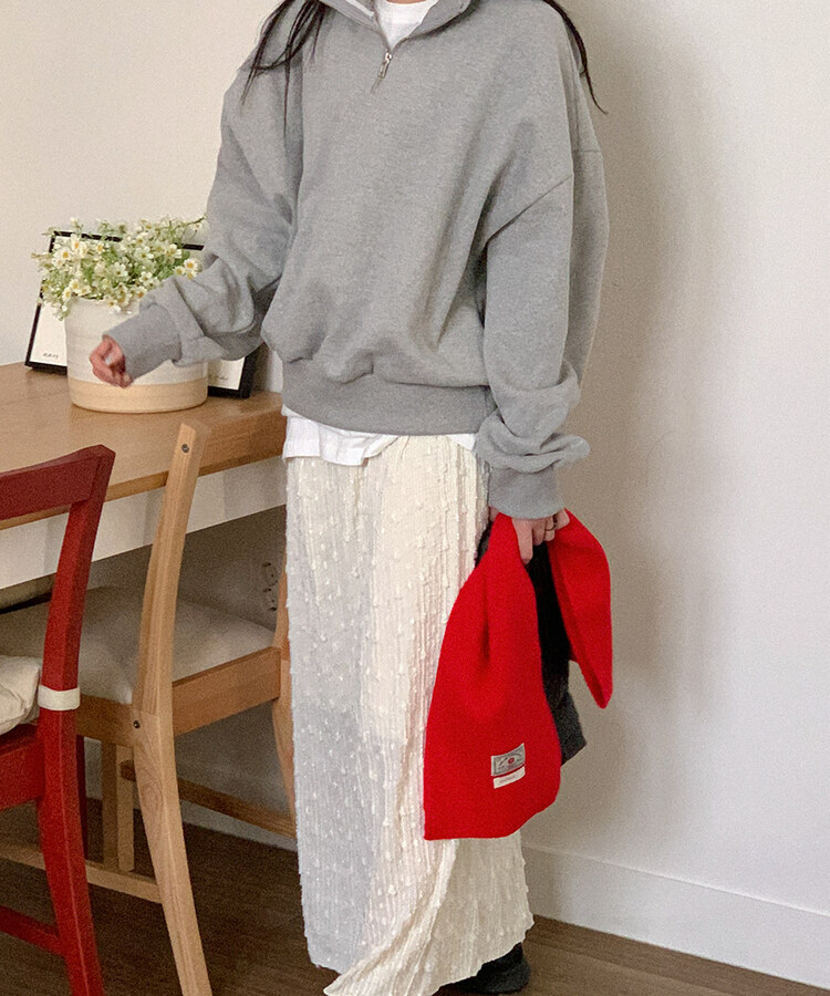 オーバーフィットハーフジップアップトレーナー｜スウェット