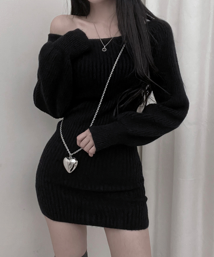 골지스퀘어벌룬미니니트원피스 블랙