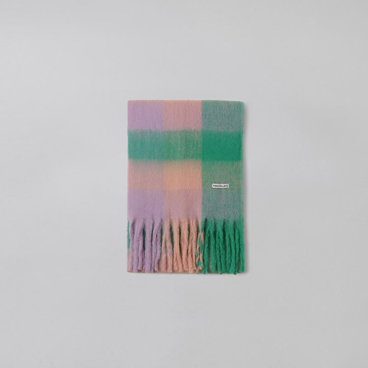 チェックマフラー