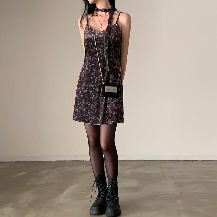 Réalisation parブラック ベルベット ミニワンピース エモダ EMODA ダブルベルトミニワンピース （ブラウン