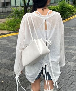 スクエアレザーショルダーバッグ WHITE