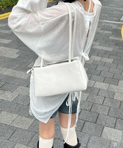 スクエアレザーショルダーバッグ WHITE