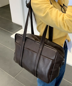 ポケットレザービッグショルダーバッグ BROWN