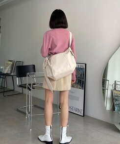 マルチポケットカジュアルショルダークロスバッグ IVORY