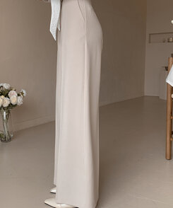スラックス センタープレスバギースラックス LIGHT BEIGE