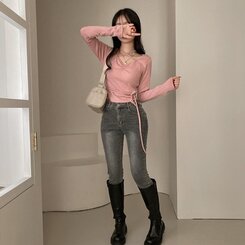 Vネックアレンジストラップ長袖T PINK