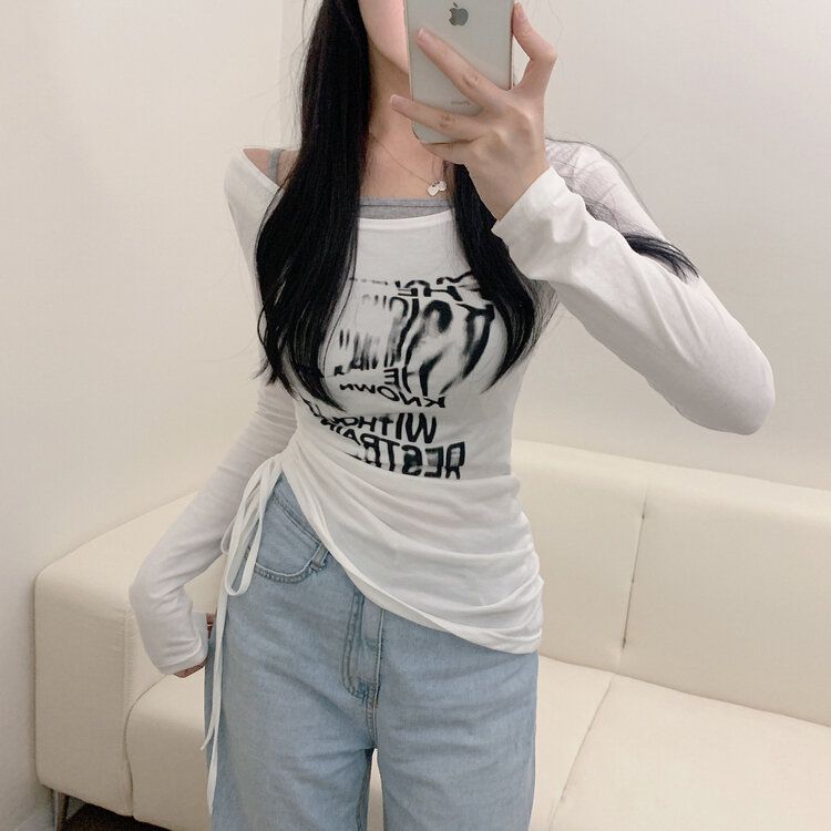 レタリングワンサイドストリングリボン斜め長袖Tシャツ IVORY