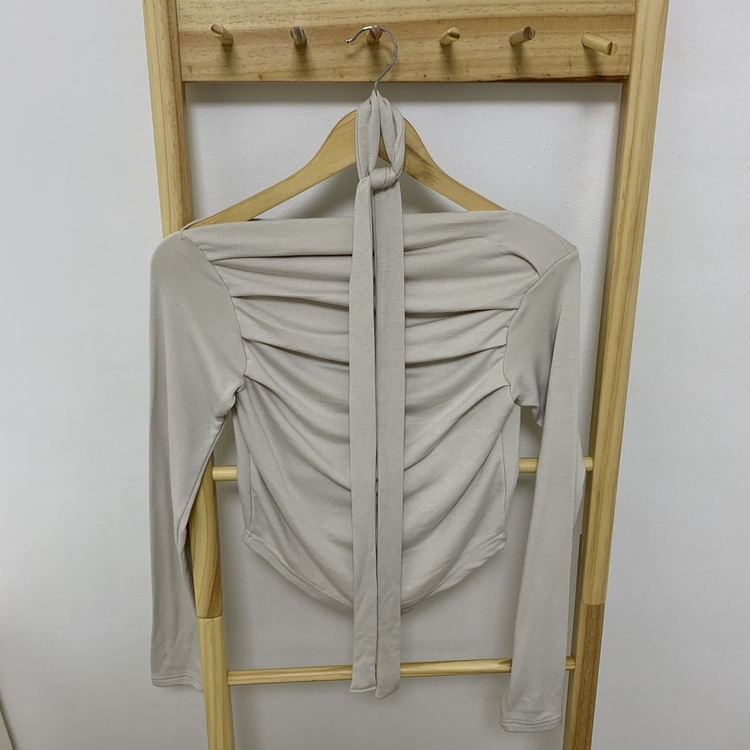 【SET】ドレープオフショルダー長袖Tシャツ＋チョーカー