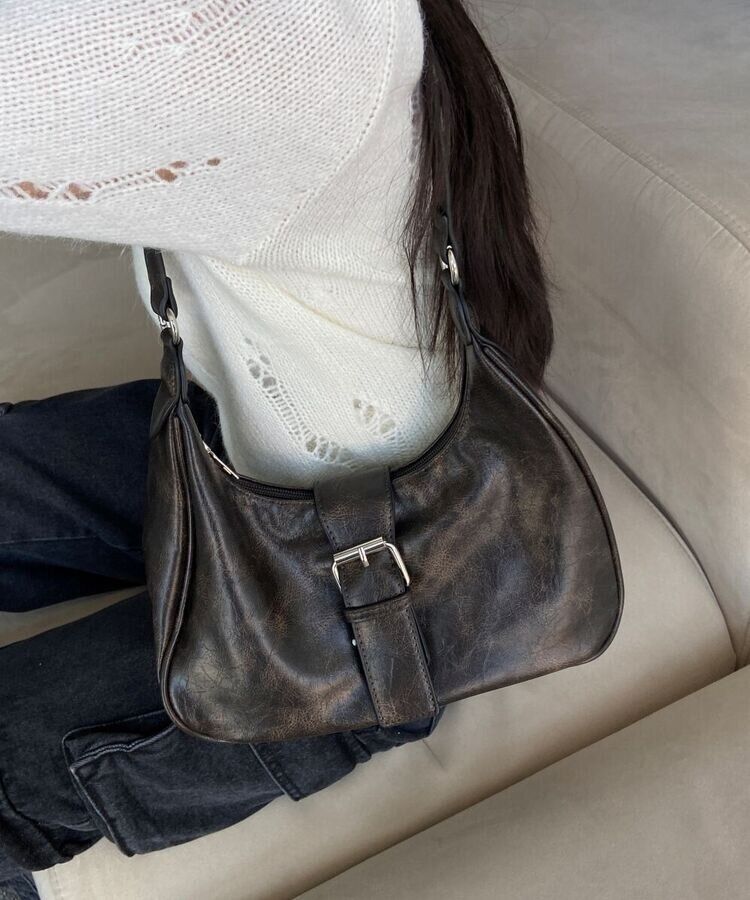 レザーバックルミニラウンドショルダーバッグ BROWN