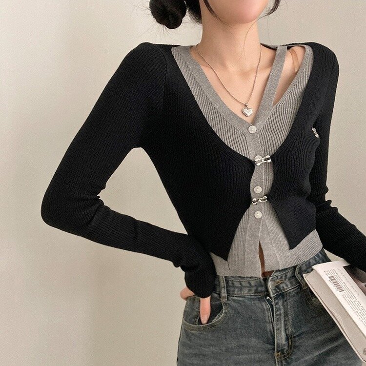 디테일 완성 일체형 리셋 레이어드 배색 버클 언발 트임 일체형 골지 크롭 니트 가디건 블랙