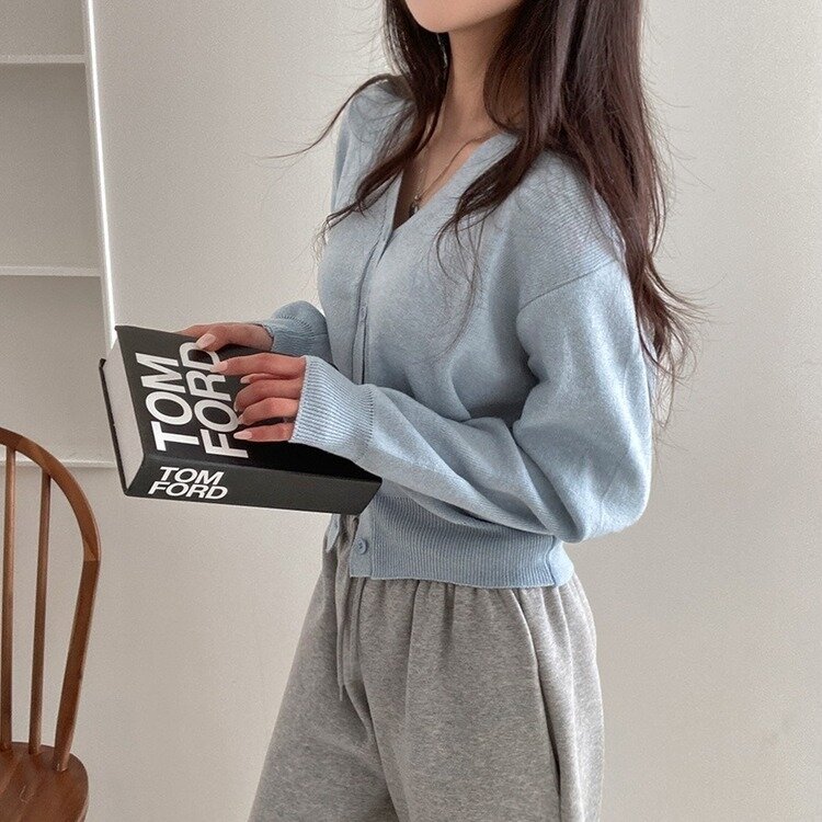 데일리 오오티디추천 브이넥 크롭 니트 가디건 소라