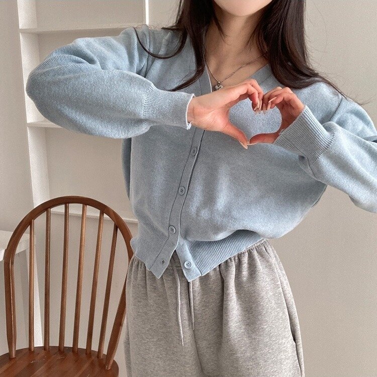 데일리 오오티디추천 브이넥 크롭 니트 가디건 소라