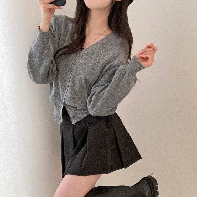 데일리 오오티디추천 브이넥 크롭 니트 가디건 그레이