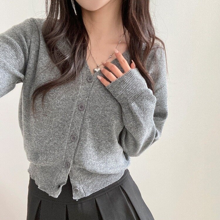 데일리 오오티디추천 브이넥 크롭 니트 가디건 그레이