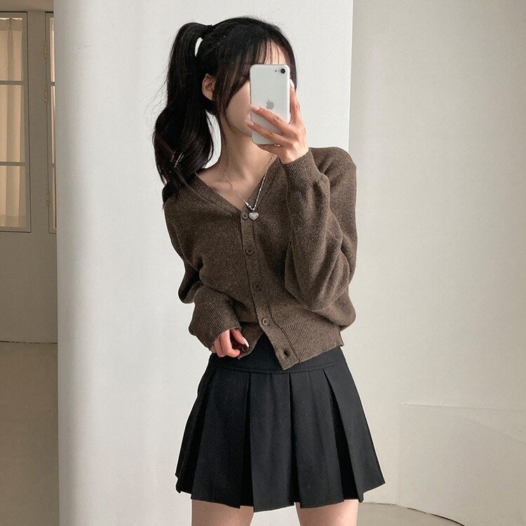 데일리 오오티디추천 브이넥 크롭 니트 가디건 브라운