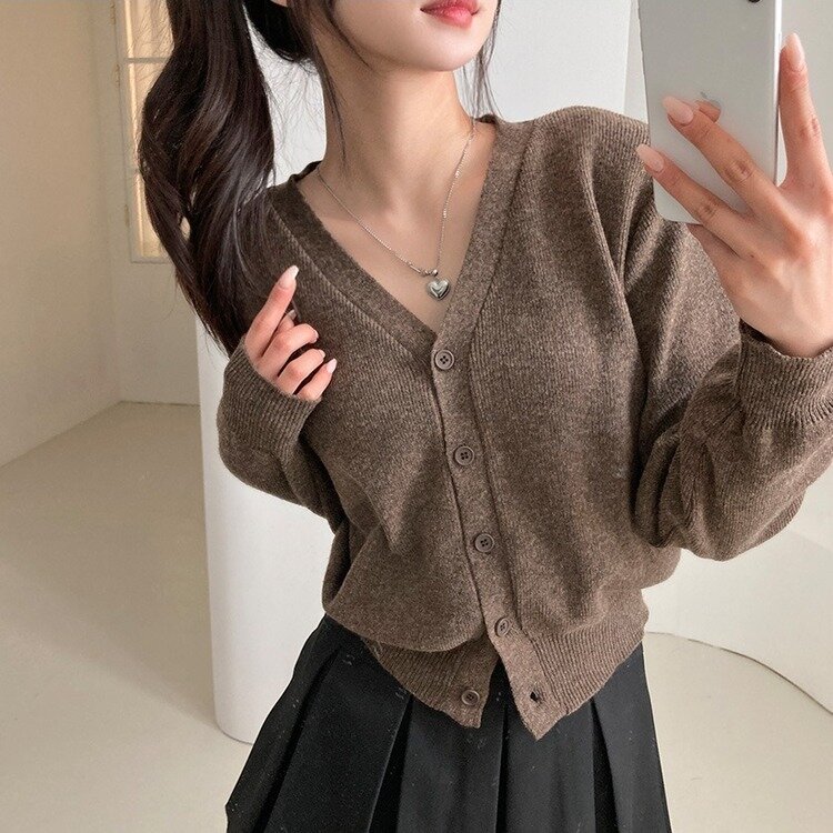 데일리 오오티디추천 브이넥 크롭 니트 가디건 브라운