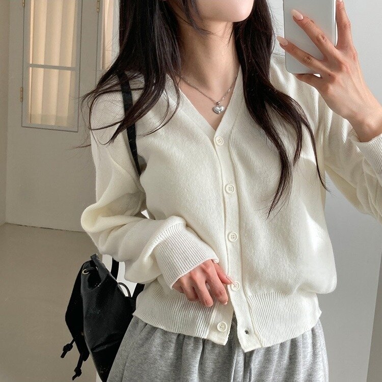 데일리 오오티디추천 브이넥 크롭 니트 가디건 크림