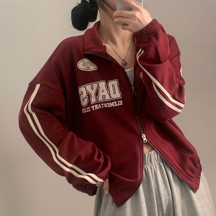 필드 라인 배색 투웨이 카라 레터링 집업점퍼 4color 버건디