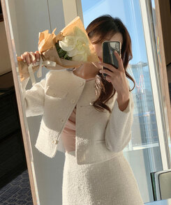 jk2809 (세트가능♥/주문폭주) 로잘린 트위드 세미 크롭 자켓 Ivory(model)