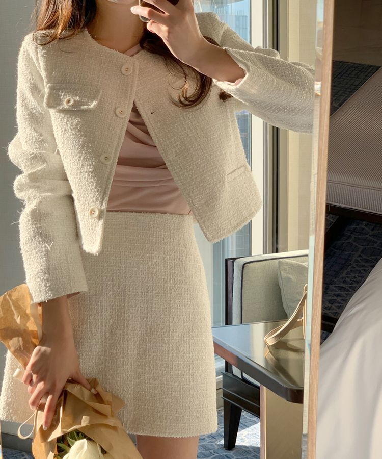 jk2809 (세트가능♥/주문폭주) 로잘린 트위드 세미 크롭 자켓 Ivory(model)