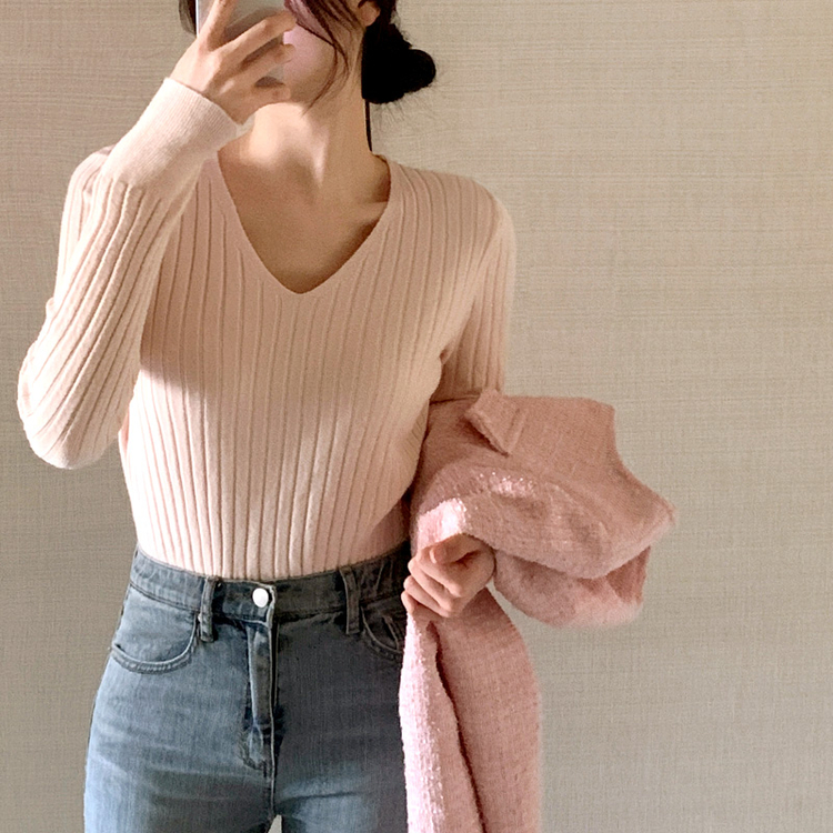 ア*缶様 RIER vネックニット ア*缶様 RIER vネックニット