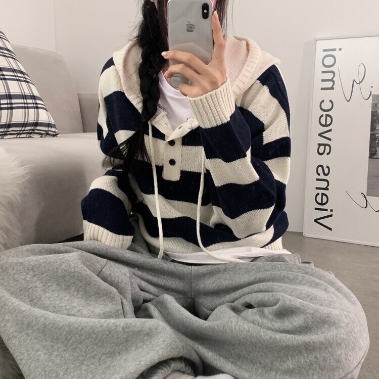 ボーダー長袖フードニット｜フード｜韓国ファッション通販 SONA