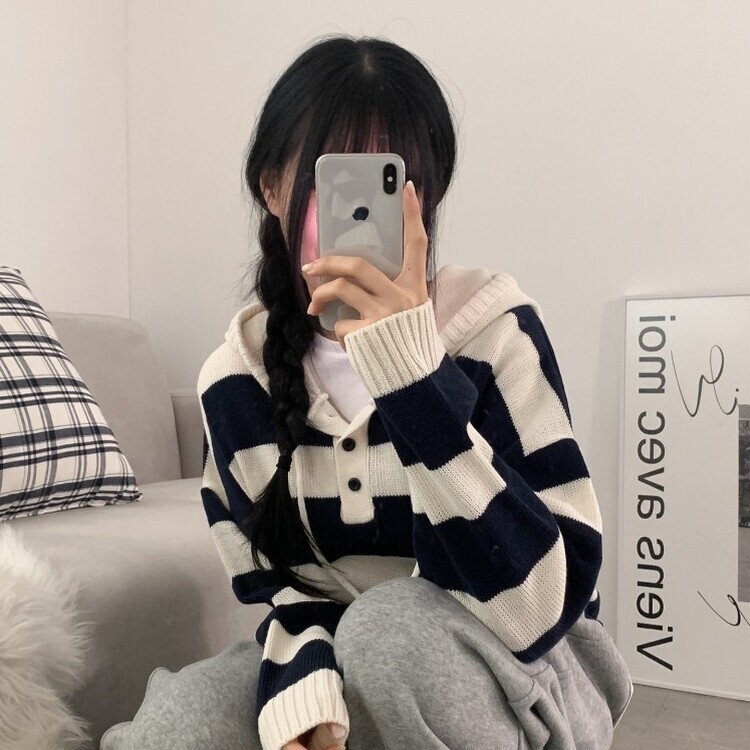 ボーダー長袖フードニット｜フード｜韓国ファッション通販 SONA