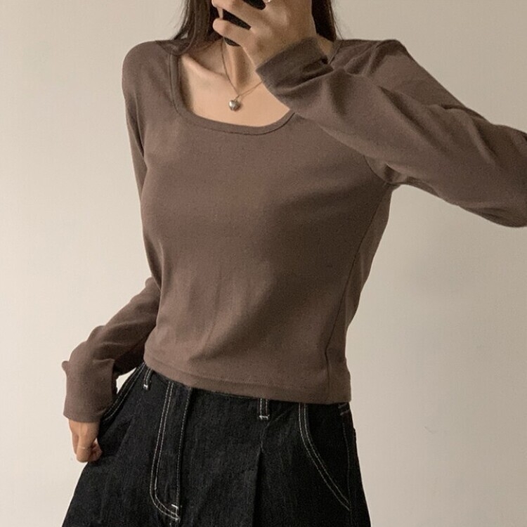가을 유넥 간절기 긴팔 티셔츠 세미 크롭 슬림핏 니트 긴팔티 브라운