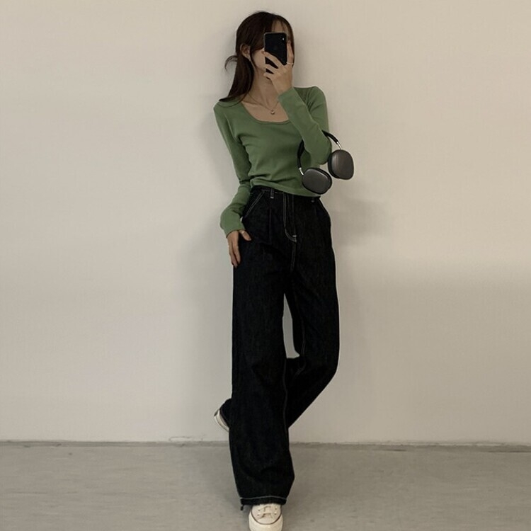 가을 유넥 간절기 긴팔 티셔츠 세미 크롭 슬림핏 니트 긴팔티 카키