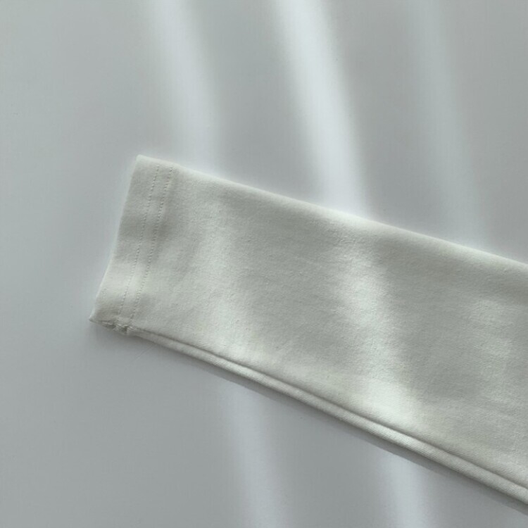 가을 유넥 간절기 긴팔 티셔츠 세미 크롭 슬림핏 니트 긴팔티