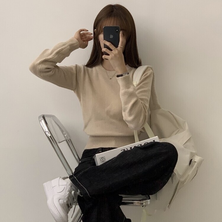파스텔 가을 겨울 긴팔 라운드 무지 베이직 니트 베이지