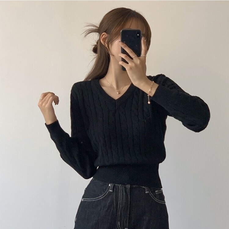 겨울 브이넥 꽈배기 허리잘록 숏 긴팔 니트 네이비
