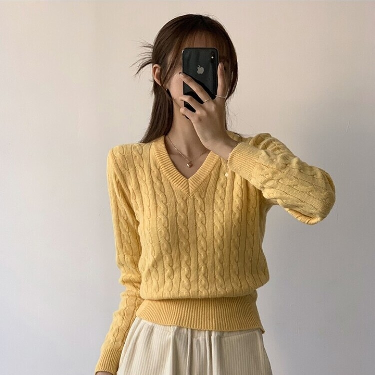 겨울 브이넥 꽈배기 허리잘록 숏 긴팔 니트 옐로우