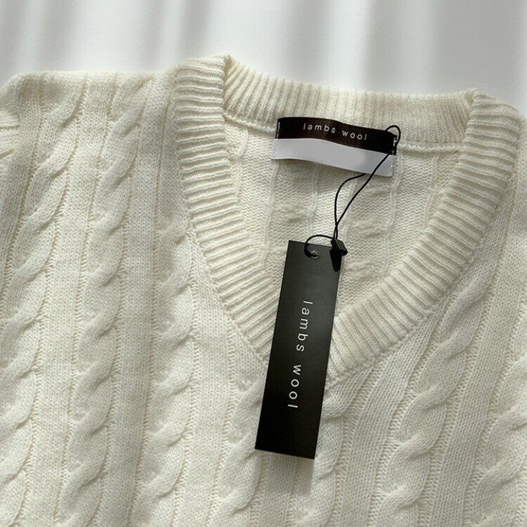 겨울 브이넥 꽈배기 허리잘록 숏 긴팔 니트