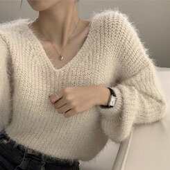 ニット Vネックアンゴラニット6色 IVORY