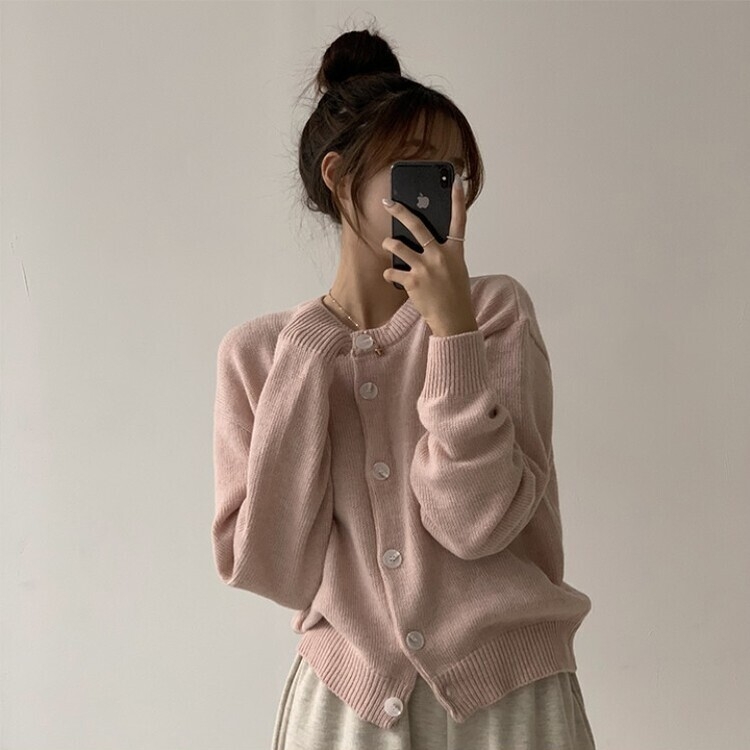 폭닥함의 정석 아방핏 겨울 라운드 단추 긴팔 오버핏 니트 가디건 핑크
