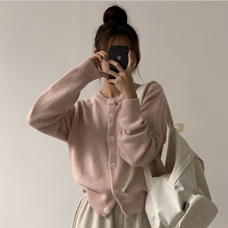폭닥함의 정석 아방핏 겨울 라운드 단추 긴팔 오버핏 니트 가디건 핑크