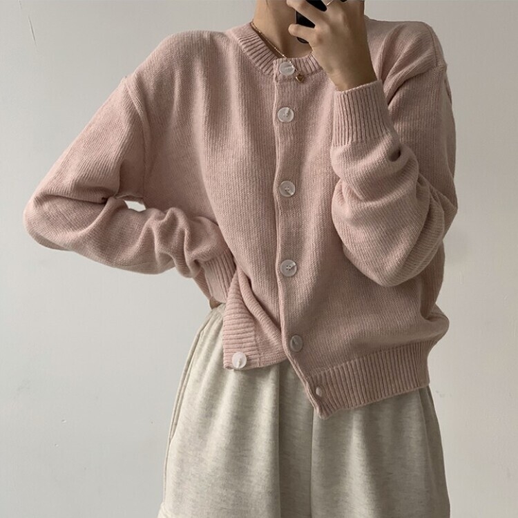 폭닥함의 정석 아방핏 겨울 라운드 단추 긴팔 오버핏 니트 가디건 핑크