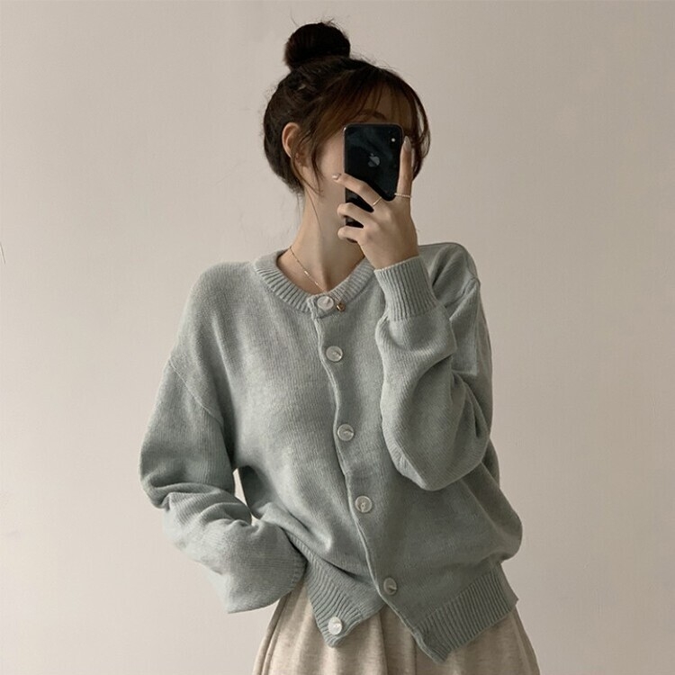 폭닥함의 정석 아방핏 겨울 라운드 단추 긴팔 오버핏 니트 가디건 민트